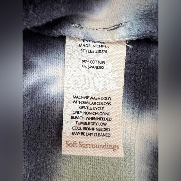 NWOT Soft Surroundings Pullover Sweatshirt Hoodie Camo Gray Green M - Picture 5 of 6